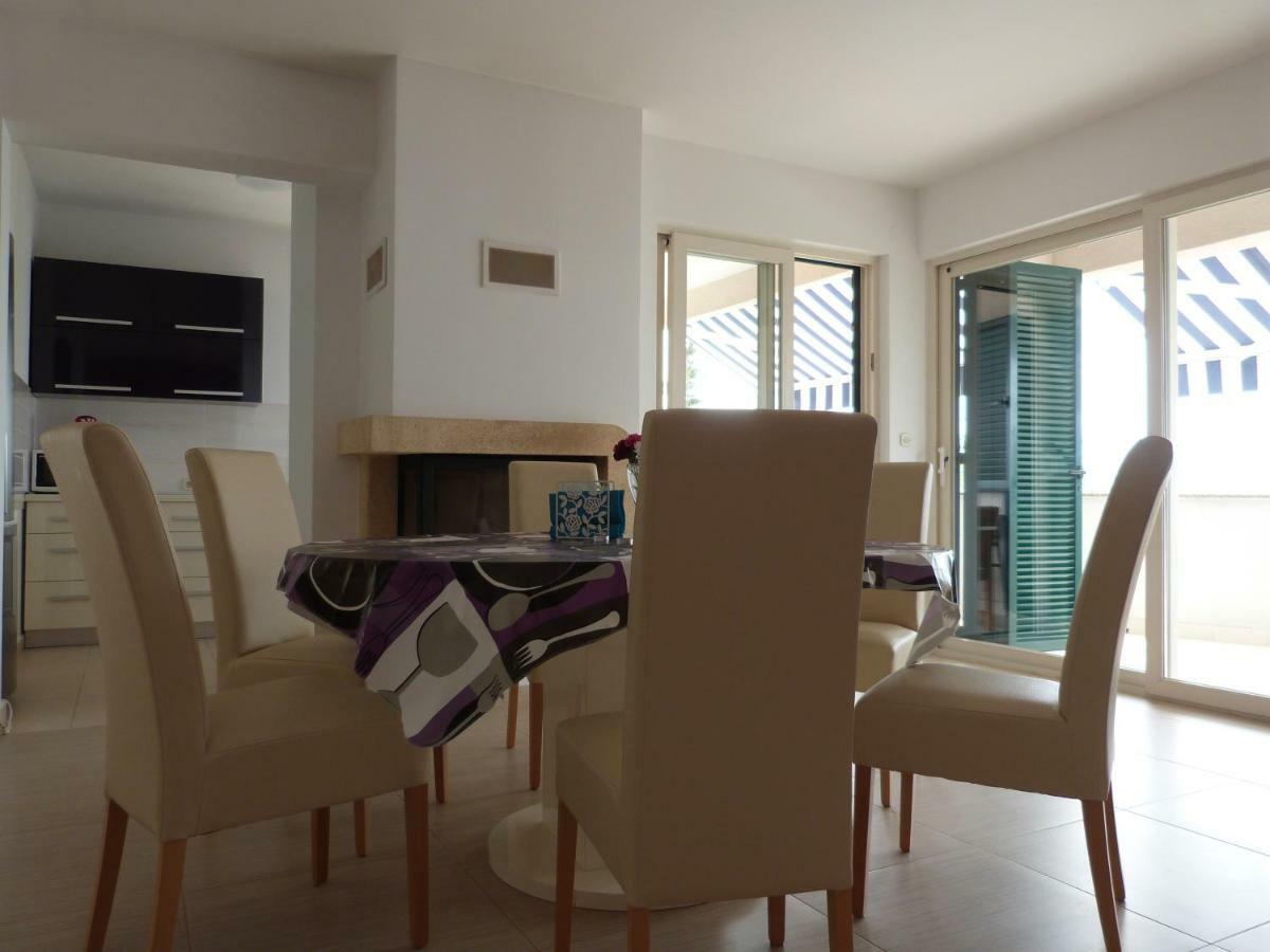 Maria Apartments ستاريغغاد باكلينتسا المظهر الخارجي الصورة